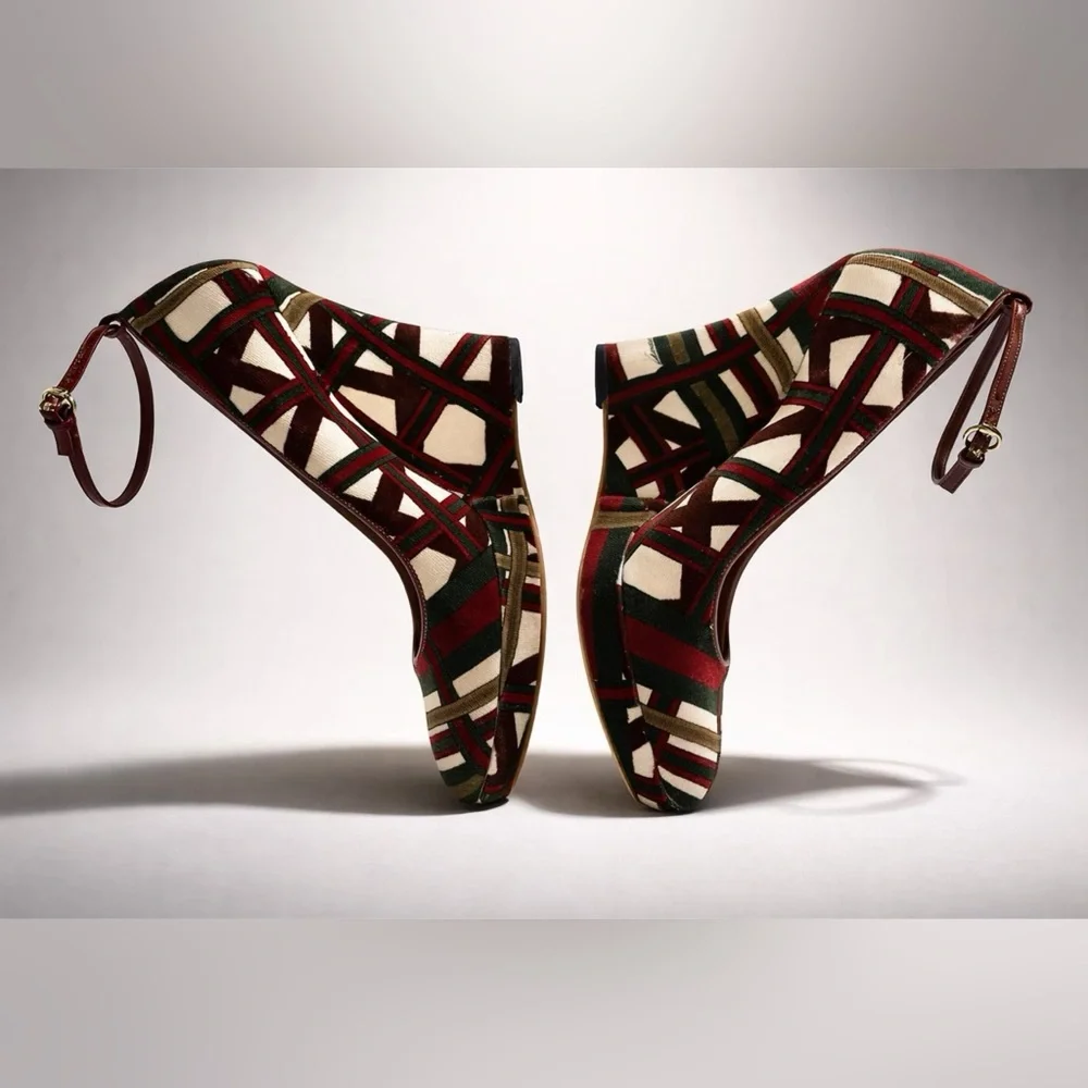 Gucci Velvet Web Ribbon wedges, ankle straps, red/white/green, 6.5b, box, EUC - Picture 3 of 16